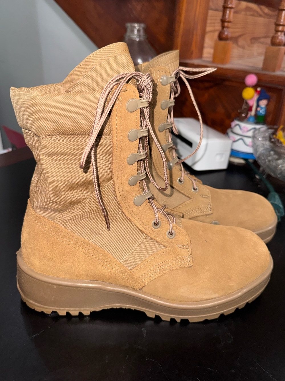 Vibram Tan Hot Weather Combat Boots Men's Size 6W Canvas Military Boots
